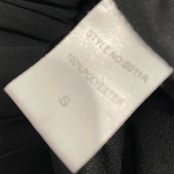 Repop Ruffle Shorts, Size S - Picture 5 of 6